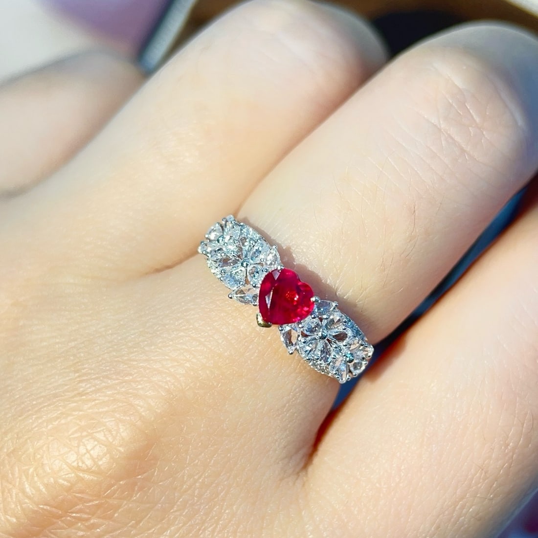 14k Gold 1.14 Ctw Natural Ruby & Diamond Ring - 6
