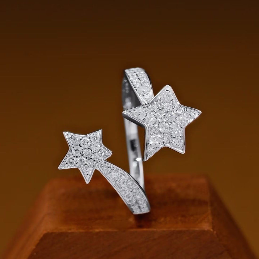 14k Gold 0.56 Ct Natural H Diamond Ring - 4