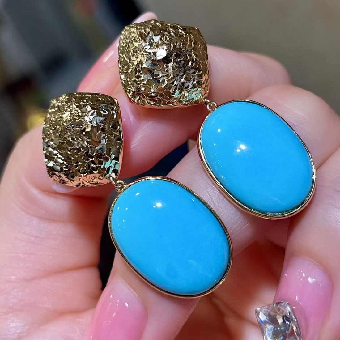 14k Gold 16.6 Ct Natural Blue Turquoise Earrings - 3