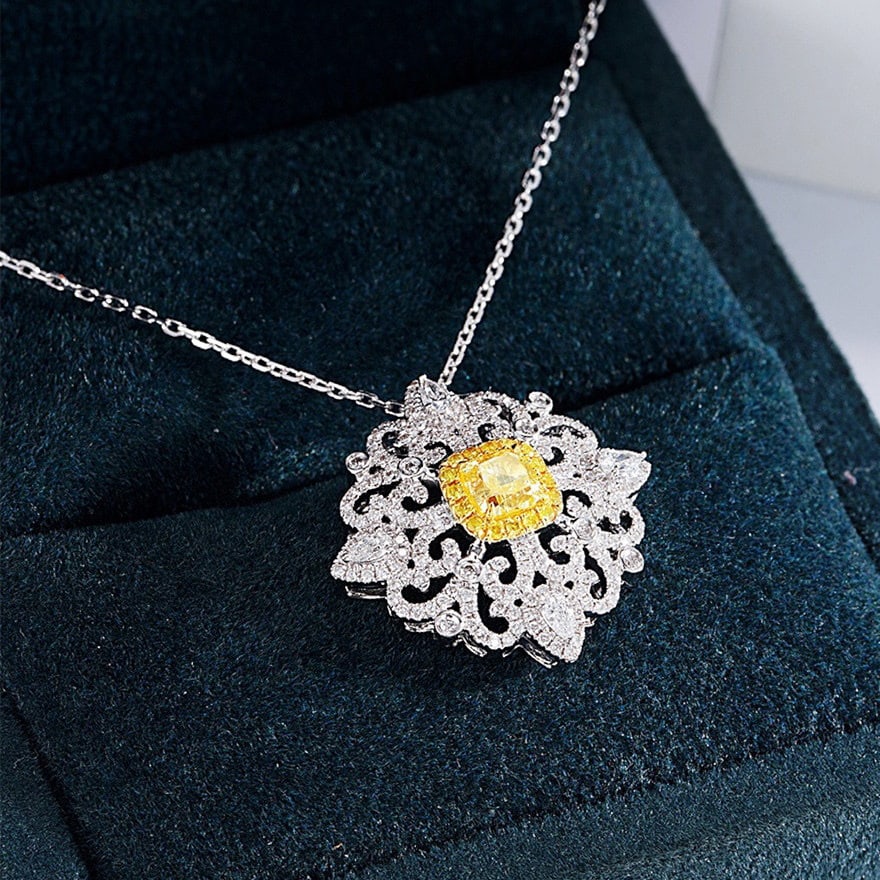 14k Gold 1.05 Ctw Natural Yellow Diamond & Diamond Pendant( Without Chain ): Ref:231187255 // gold content:14k gold // main gemstone:yellow diamond // shape:cushion // carat weight:0. 5ct // color:yellow // treatment:natural // // adjacent gemstone 2 : diamond // shape:multipl