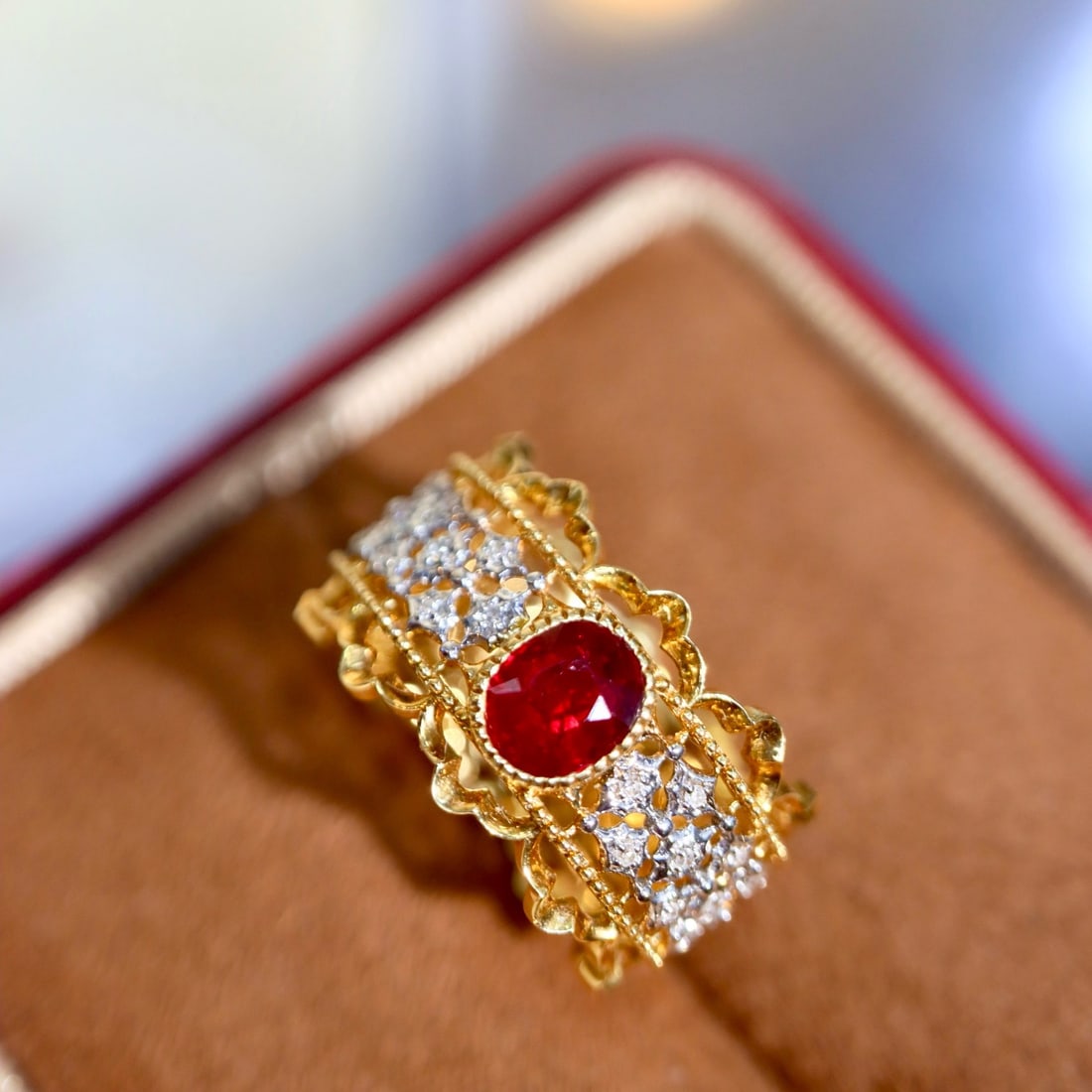 14k Gold 0.84 Ctw Vivid Red Natural Ruby & Diamond Ring - 3
