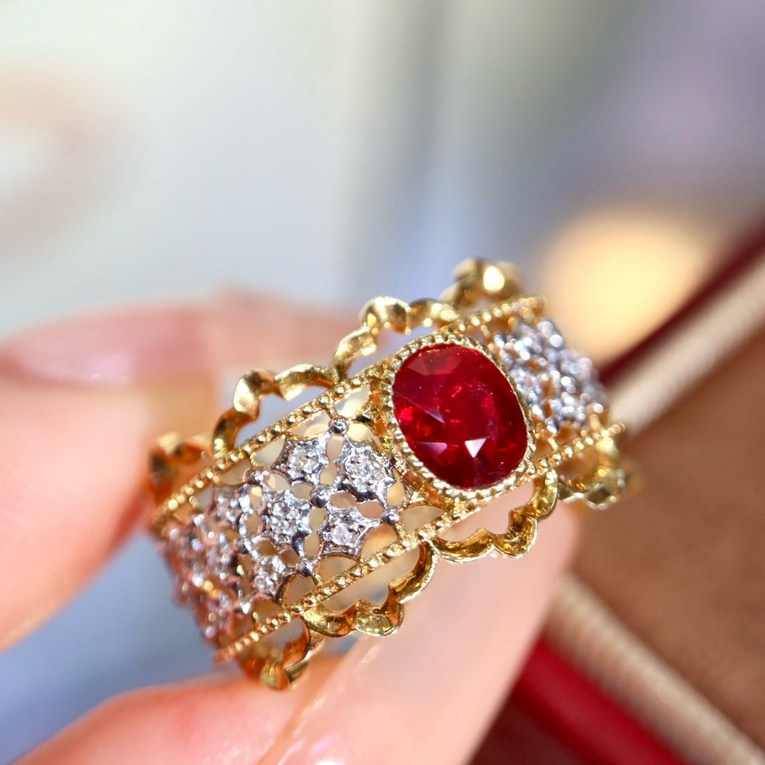 14k Gold 0.84 Ctw Vivid Red Natural Ruby & Diamond Ring - 7