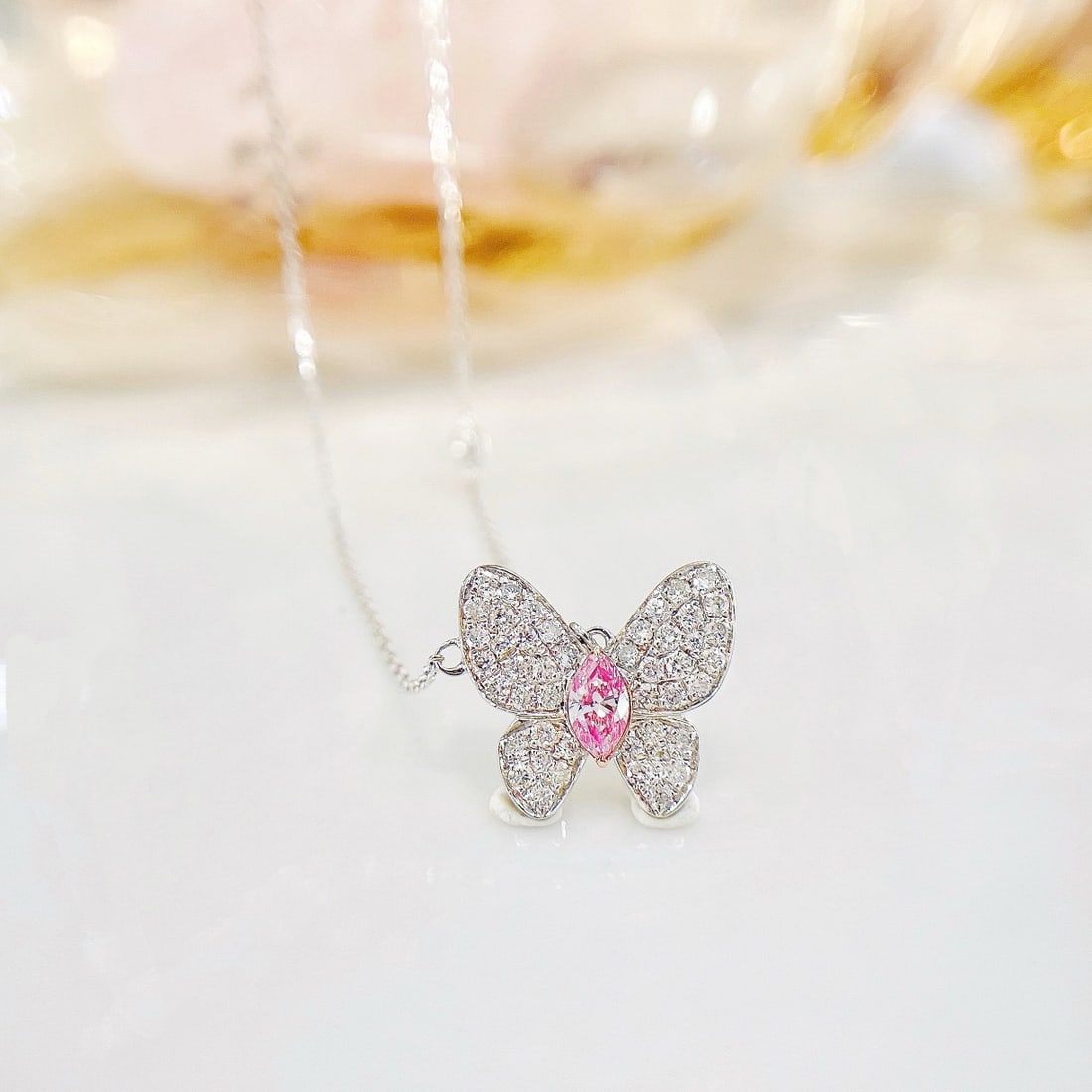 14k Gold 0.37 Ctw Natural Pink Diamond & Diamond & Butterfly Necklace: Ref:231188013 // gold content:14k gold // main gemstone:pink diamond // shape:marquise // carat weight:0. 11ct // color:pink // treatment:natural // // adjacent gemstone 2 : diamond // shape:round // 