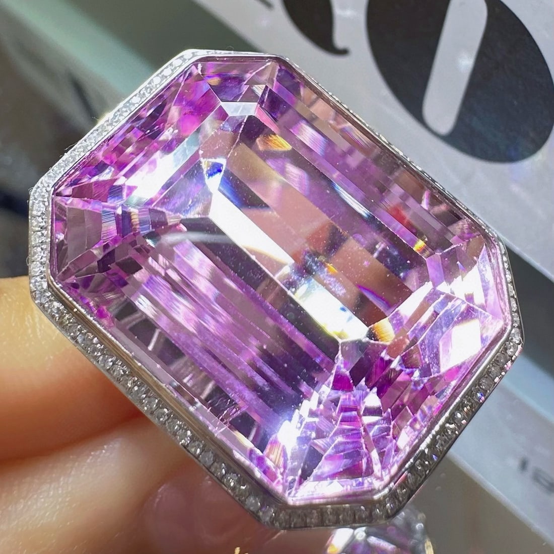14k Gold 44.28 Ctw Natural Kunzite & Diamond Ring - 4