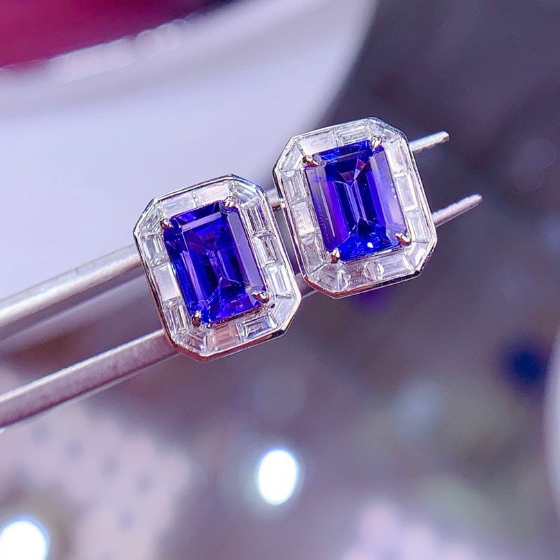14k Gold 3.14 Ctw Natural Tanzanite & Diamond Earrings - 4