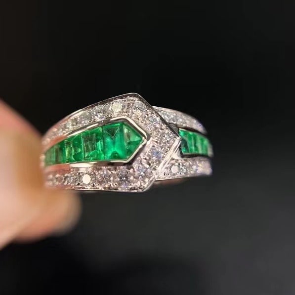 14k Gold 1.44 Ctw Natural Emerald & Diamond Ring - 6