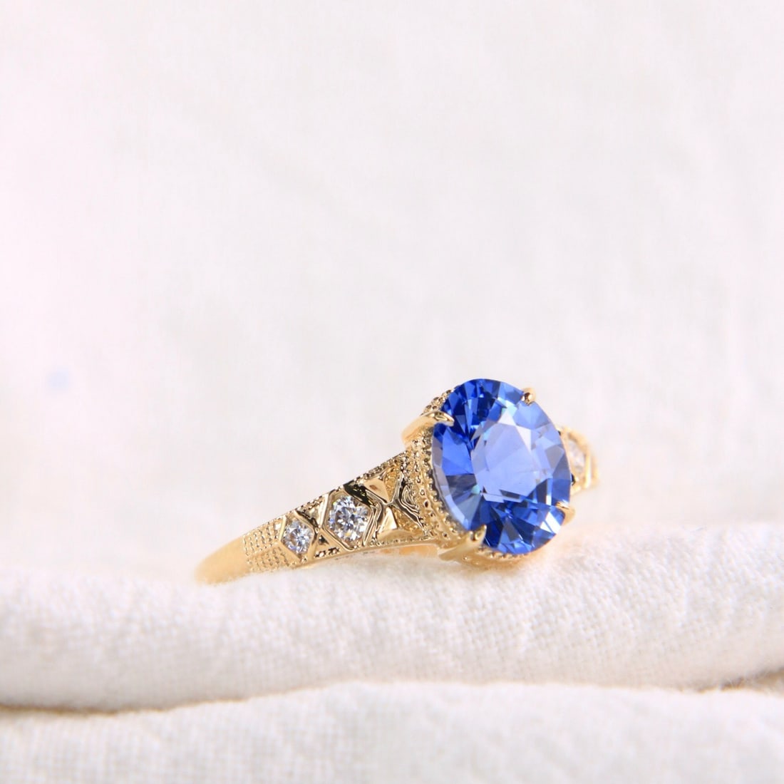 14k Gold 2.20 Ctw Natural Sapphire & Diamond Ring - 3