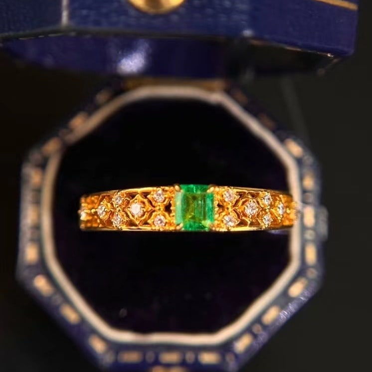 14k Gold 0.28 Ctw Natural Emerald & Diamond Ring - 3