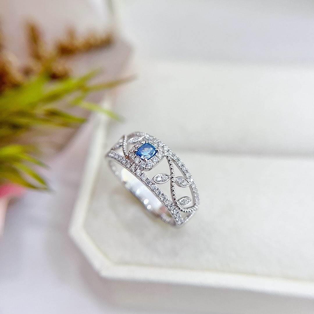 14k Gold 0.45 Ctw Natural Blue Diamond & Diamond Ring - 3