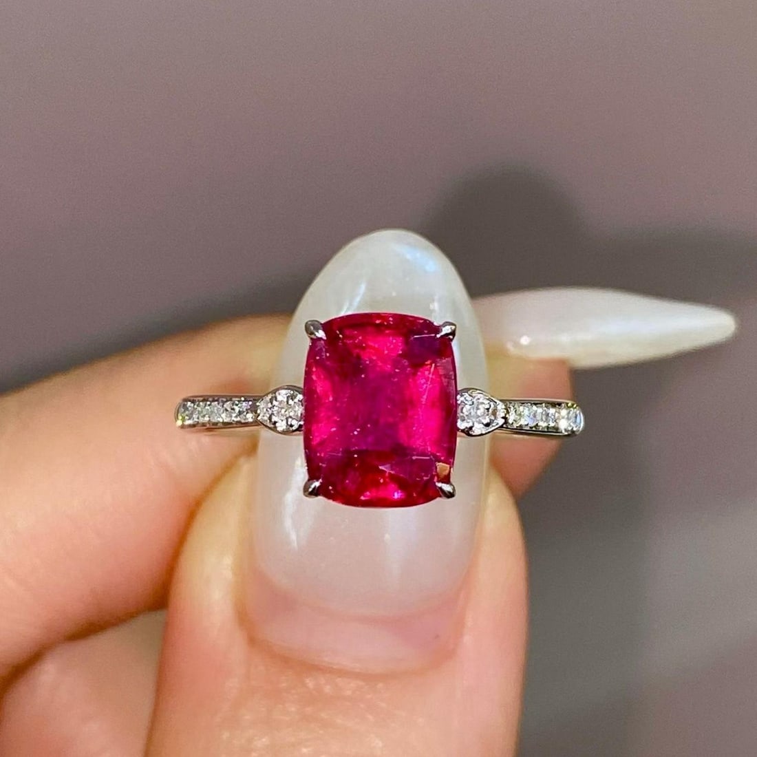 14k Gold 1.85 Ct Natural Tourmaline & Diamond Ring: Ref:231188106 // gold content:14k gold // ring size:7. 25us // // main gemstone:tourmaline // shape:cushion // carat weight:1. 85ct // color:red // treatment:natural // // adjacent gemstone 2 :