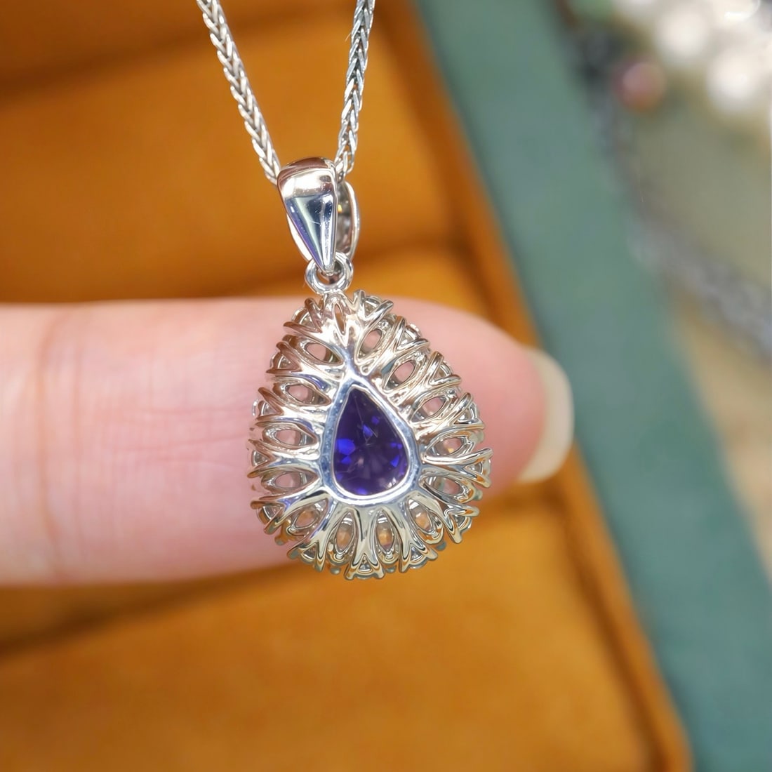 14k Gold 1.80 Ctw Natural Sapphire & Diamond Pendant( Without Chain ) - 4