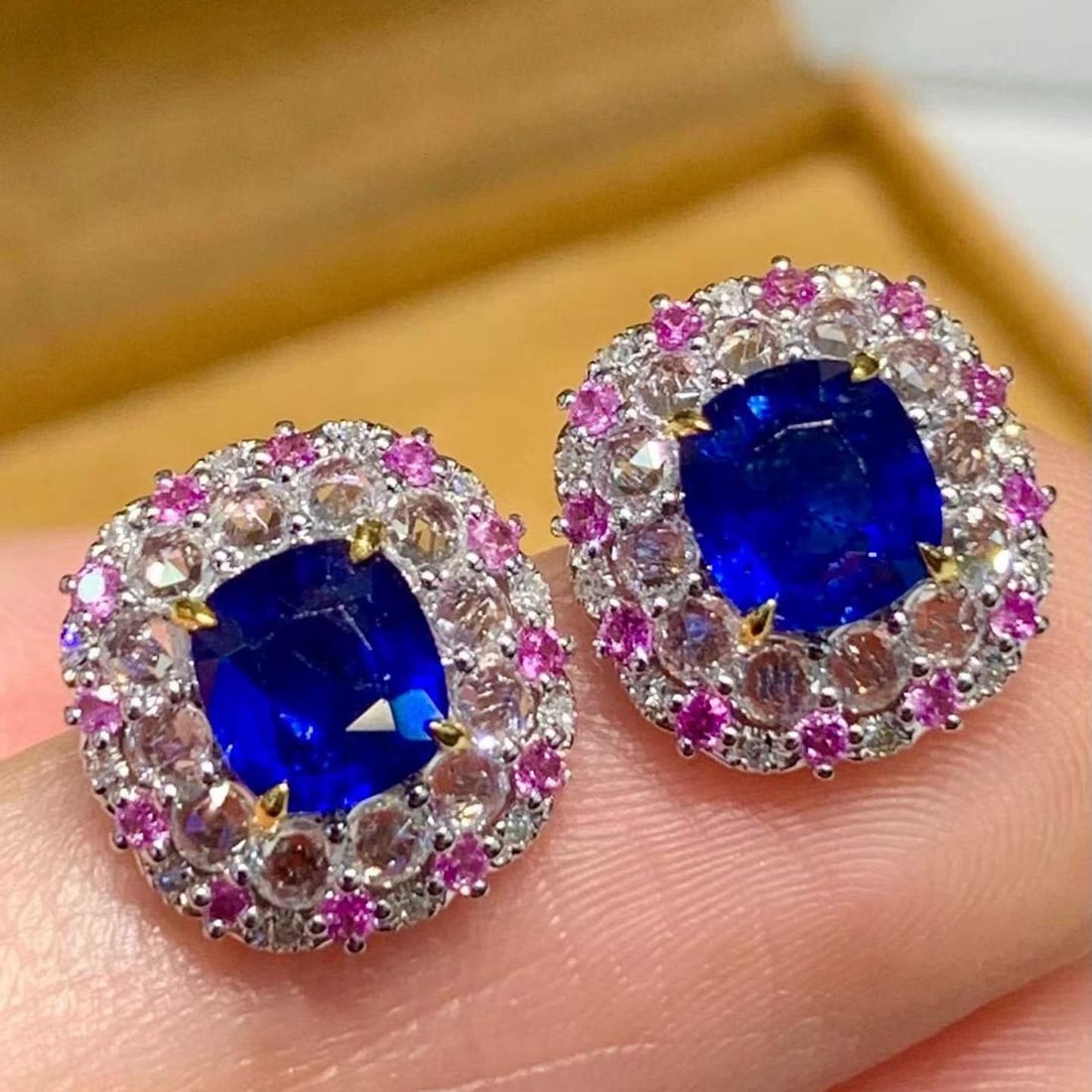 14k Gold 1.6 Ct Natural Sapphire & Diamond & Sapphire Earrings: Ref:231188128 // gold content:14k gold // main gemstone:sapphire // shape:cushion // carat weight:1. 6ct // color:blue // treatment:natural // // adjacent gemstone 2 : diamond // shape:round // clarit