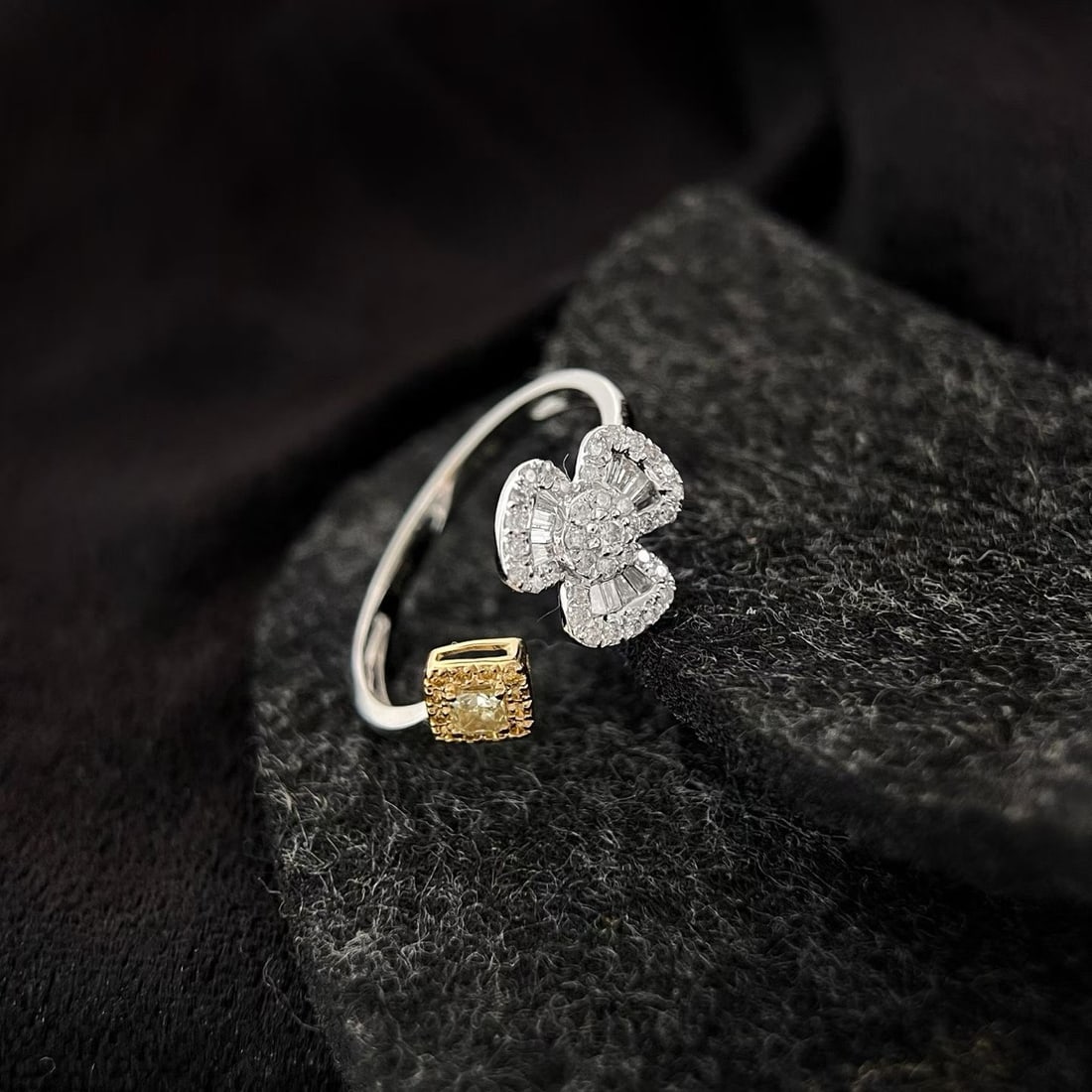14k Gold 0.58 Ct Natural Color Diamond Ring - 2