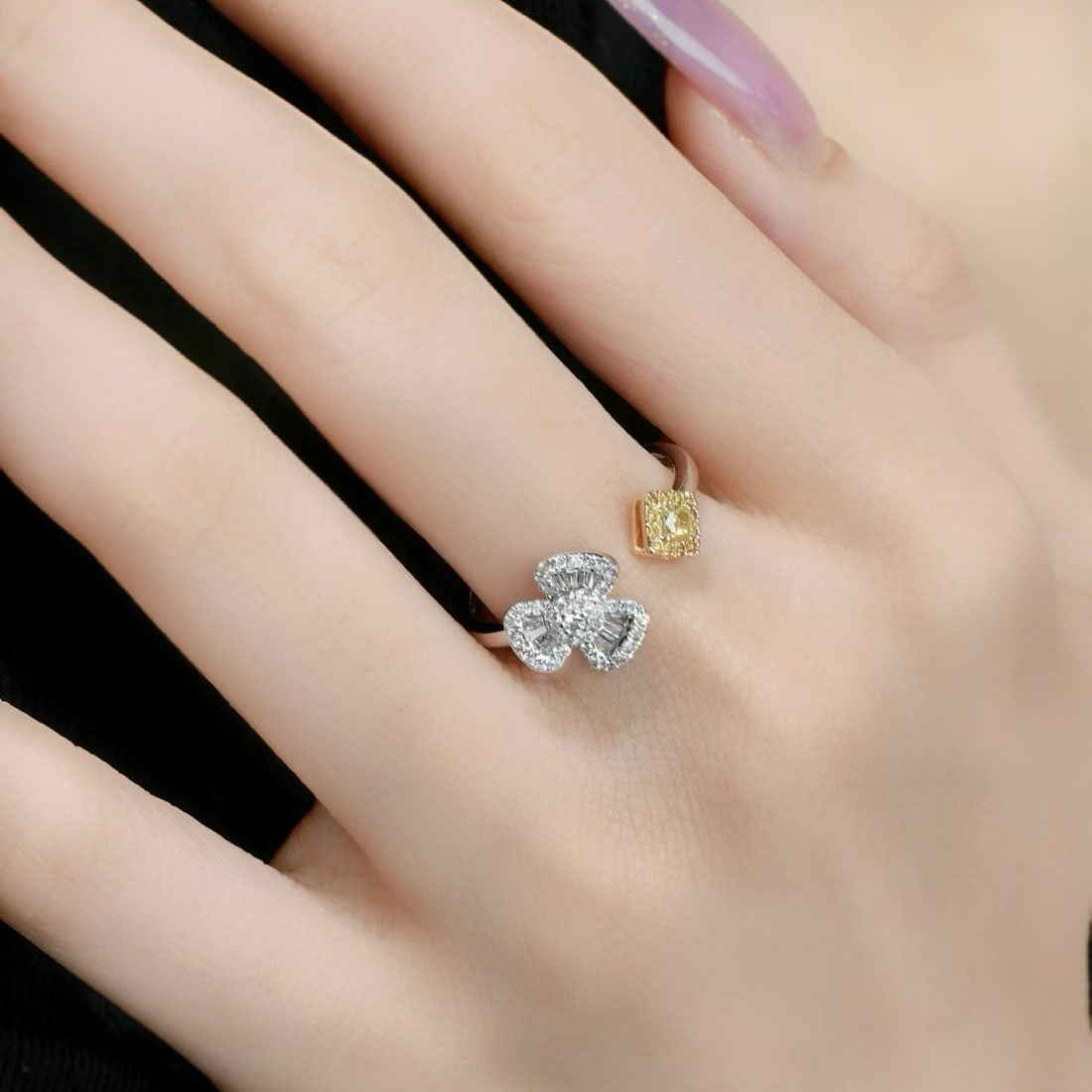 14k Gold 0.58 Ct Natural Color Diamond Ring - 6
