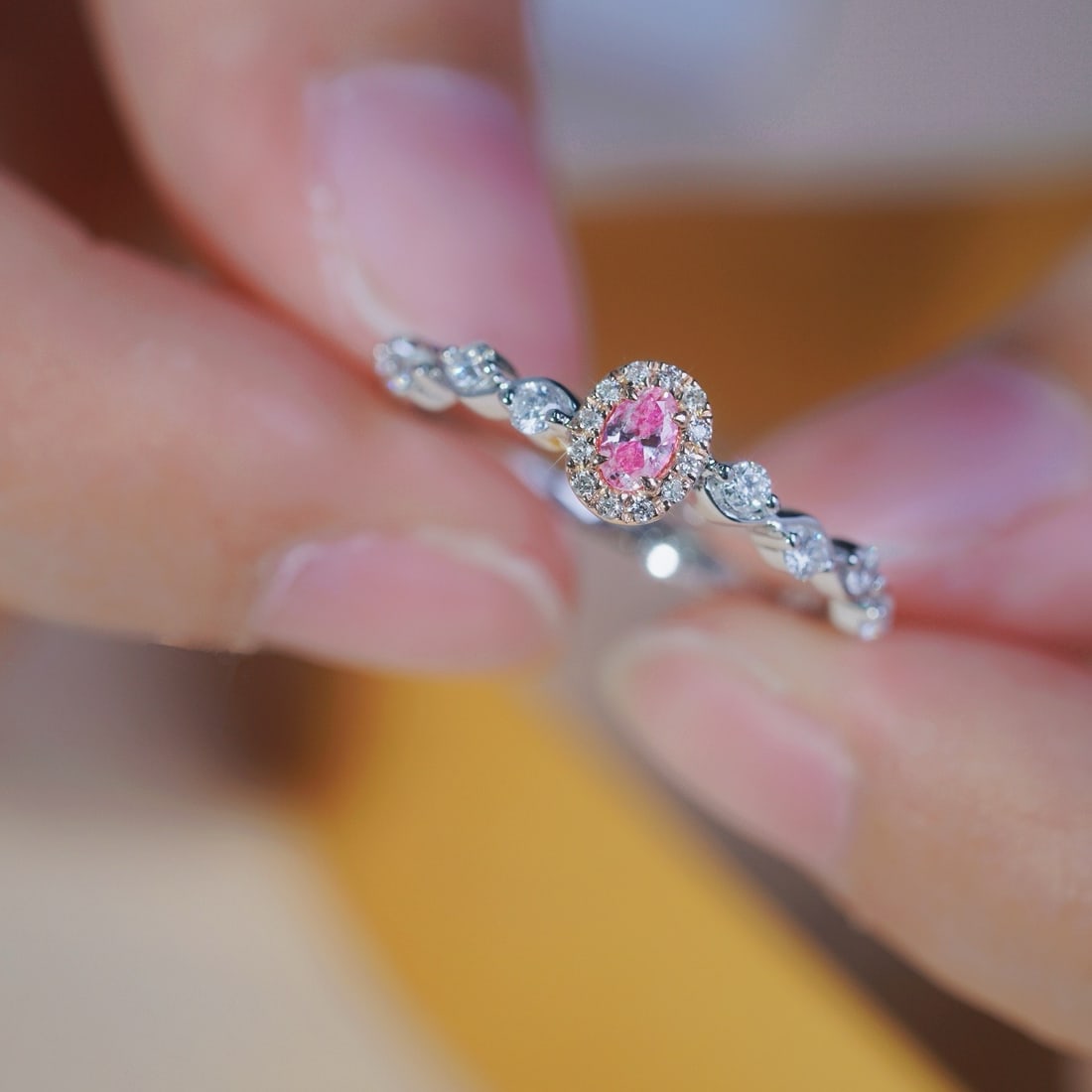 14k Gold 0.42 Ct Natural Color Diamond Ring: Ref:231188141 // gold content:14k gold // ring size:7. 25us // // main gemstone:diamond // shape:multiple // carat weight:0. 42ct // clarity grade:vs-si // color:color // treatment:natural //