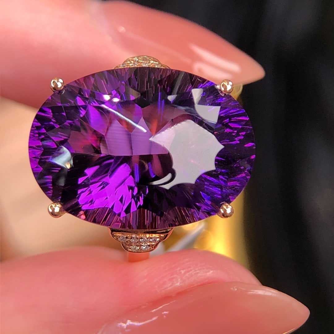 14k Gold 14.60 Ct Natural Amethyst & Diamond Ring - 2