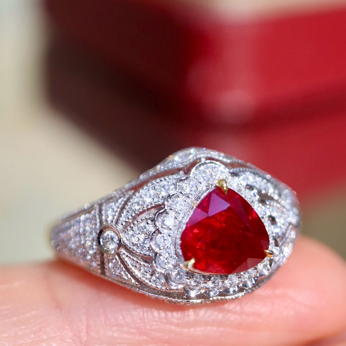 14k Gold 1.59 Ctw Vivid Red Natural Ruby & Diamond Ring - 5
