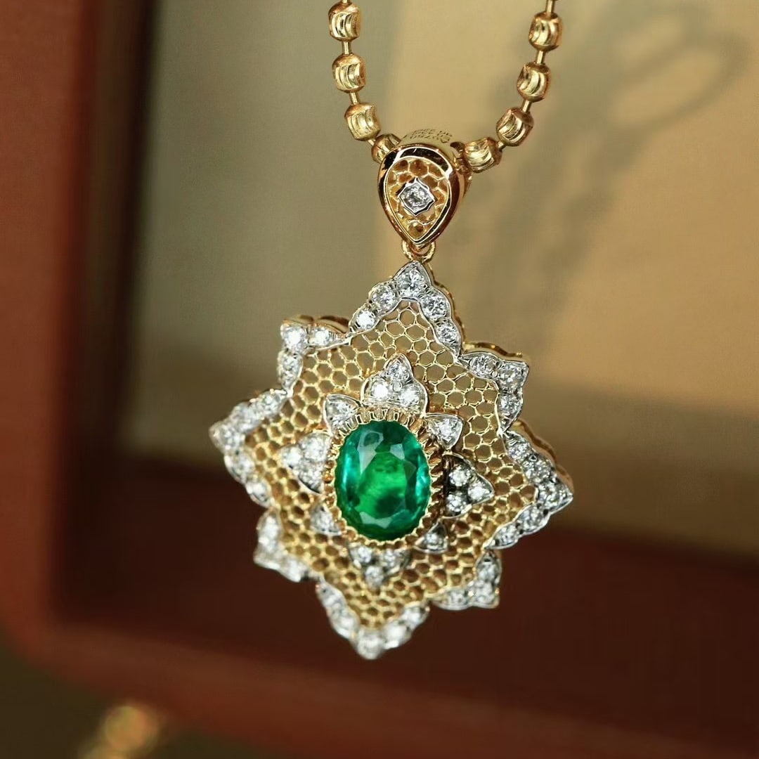 14k Gold 0.66 Ctw Natural Emerald & Diamond Pendant( Without Chain ) - 4