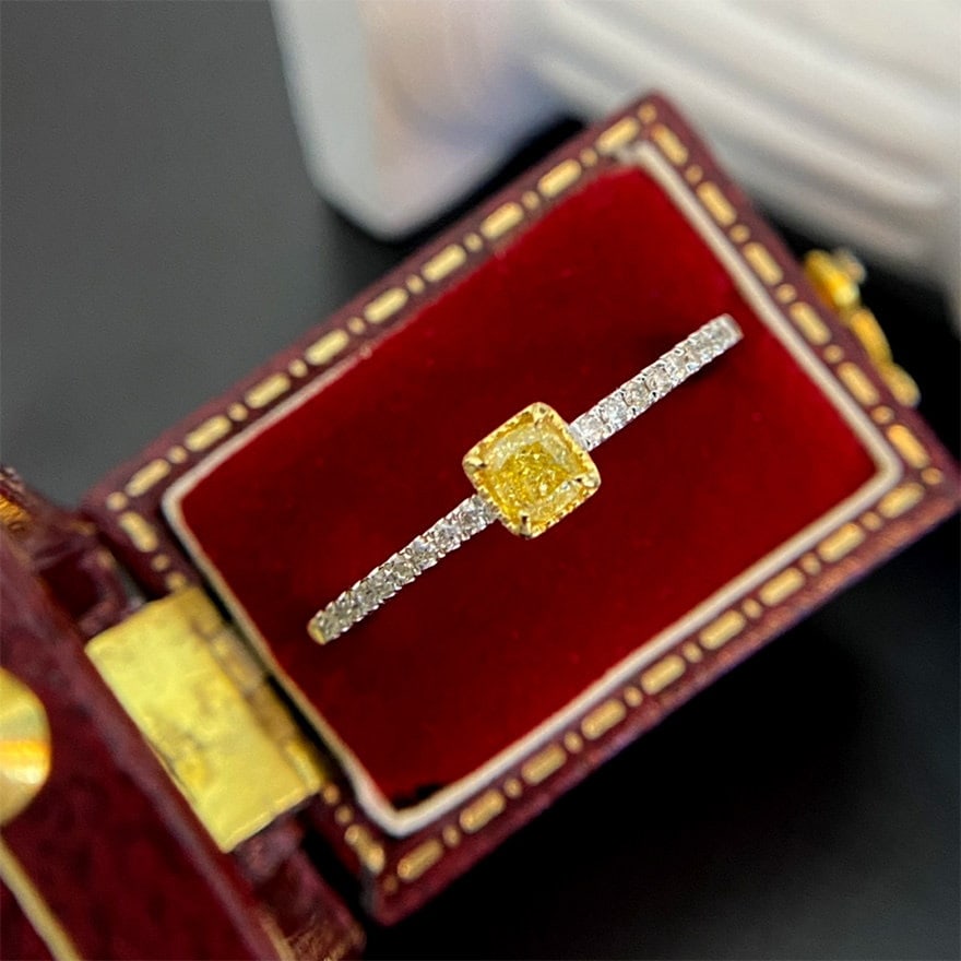 14k Gold 0.30 Ctw Natural Yellow Diamond & Diamond Ring - 5