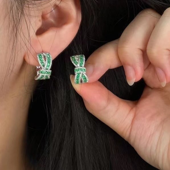 14k Gold 1.54 Ctw Natural Emerald & Diamond Earrings - 4