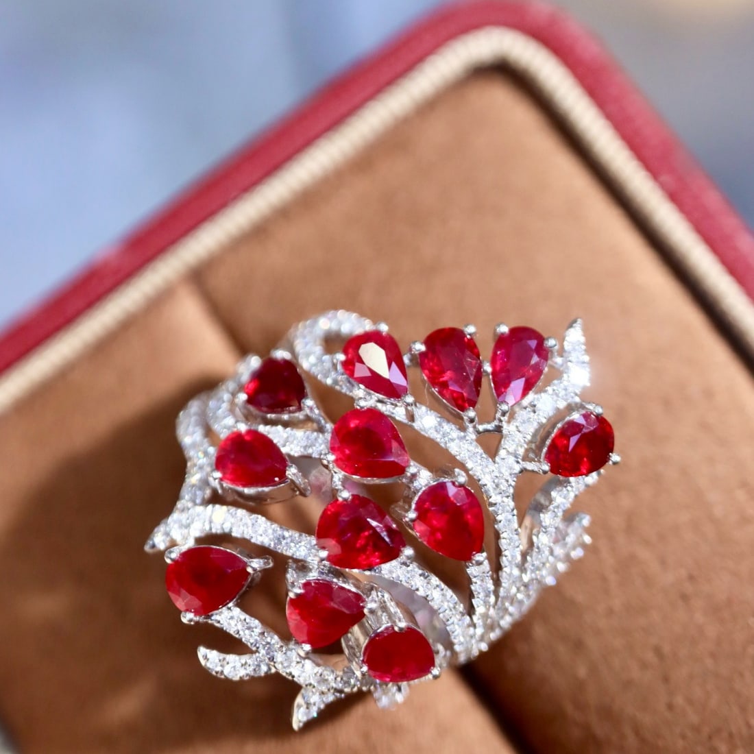 14k Gold 4.35 Ctw Natural Ruby & Diamond Ring - 6