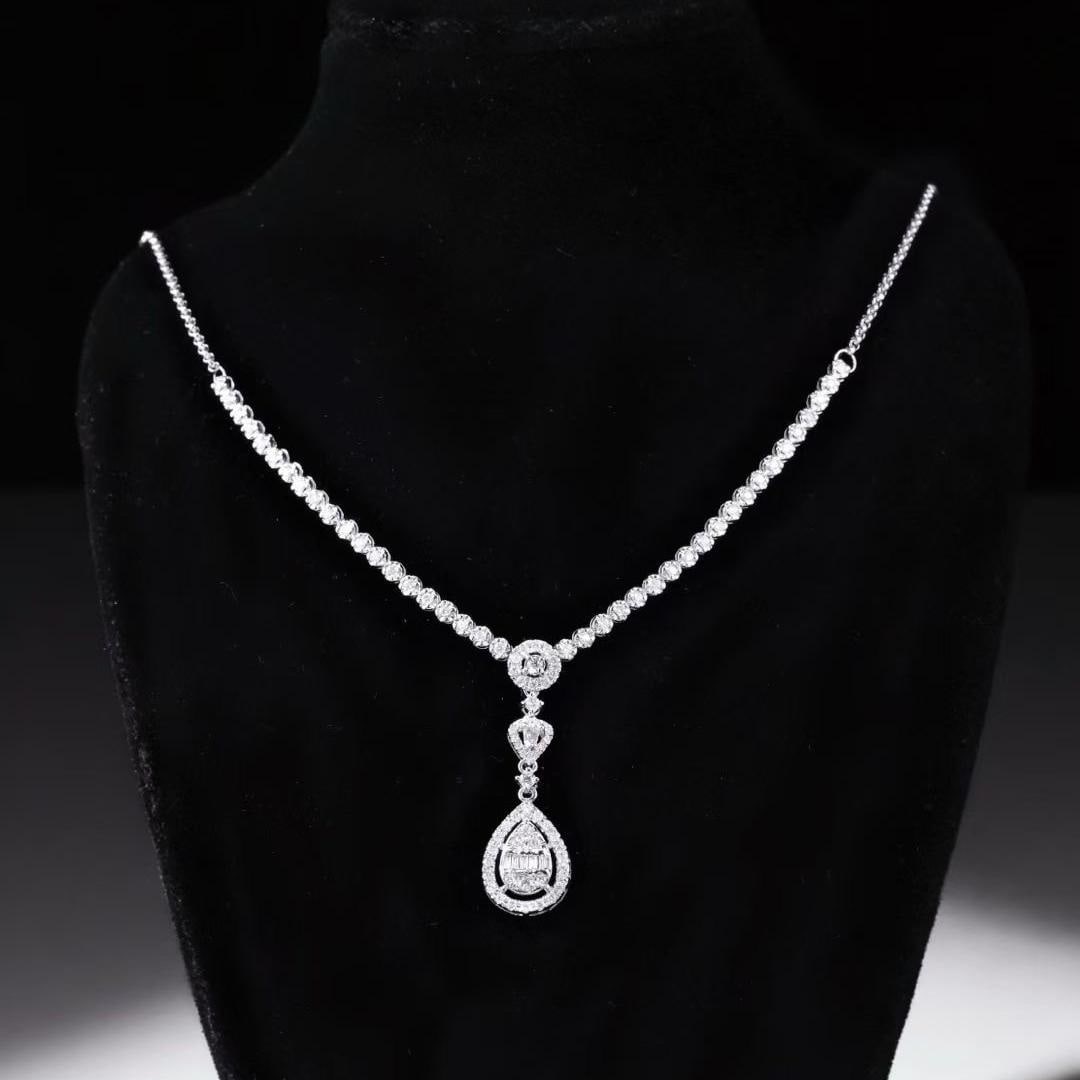 14k Gold 1.08 Ct Natural H Diamond Necklace: Ref:231188271 // gold content:14k gold // main gemstone:diamond // shape:multiple // carat weight:1. 08ct // clarity grade:vs-si // color:h // treatment:natural // Condition: New Low Estimate: