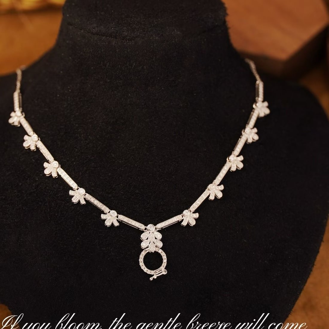 14k Gold 0.85 Ct Natural H Diamond Necklace: Ref:231188274 // gold content:14k gold // main gemstone:diamond // shape:round // carat weight:0. 85ct // clarity grade:vs-si // color:h // treatment:natural // cut grade:g // Condition: New Low