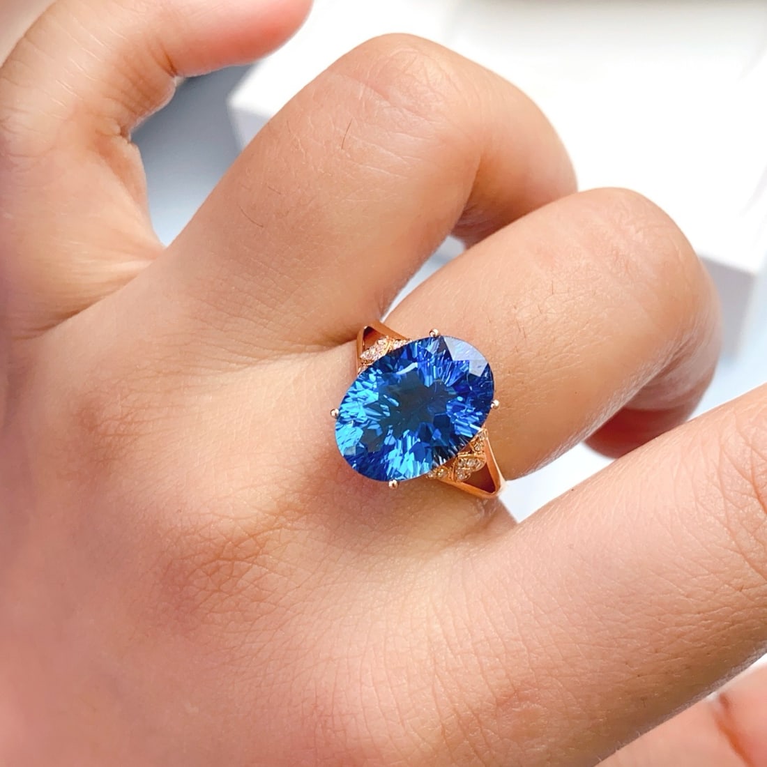 14k Gold 6.80 Ct Natural Topaz & Diamond Ring - 5