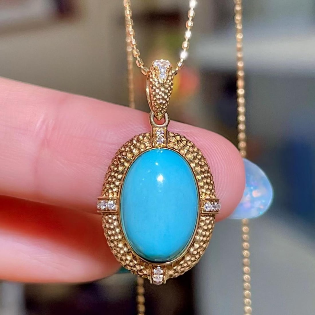 14k Gold 3.71 Ctw Natural Blue Turquoise & Diamond Pendant( Without Chain ): Ref:231188284 // gold content:14k gold // main gemstone:blue turquoise // shape:oval // carat weight:3. 63ct // color:blue // treatment:natural // // adjacent gemstone 2 : diamond // shape:round // ca