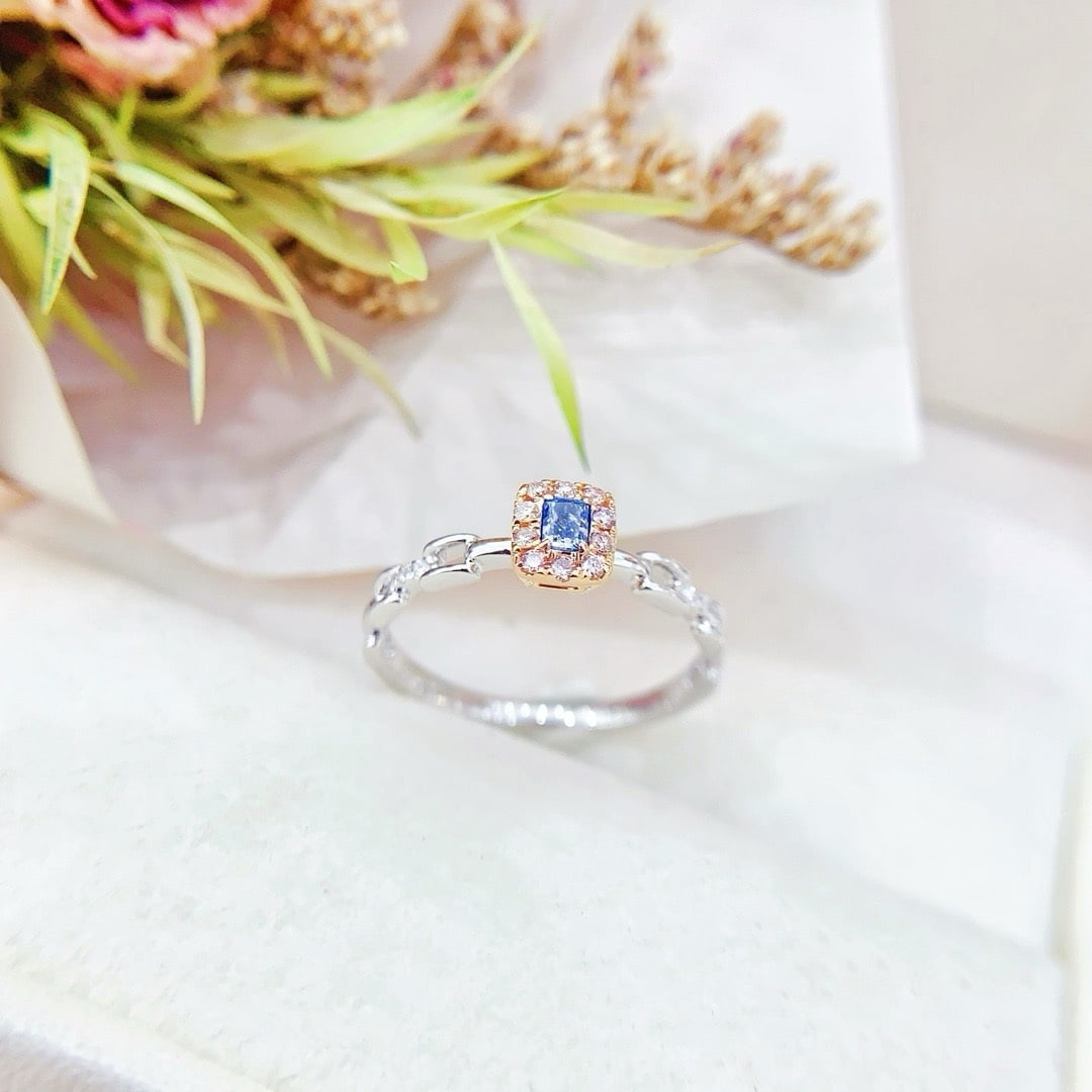 14k Gold 0.19 Ctw Natural Blue Diamond & Diamond Ring - 3