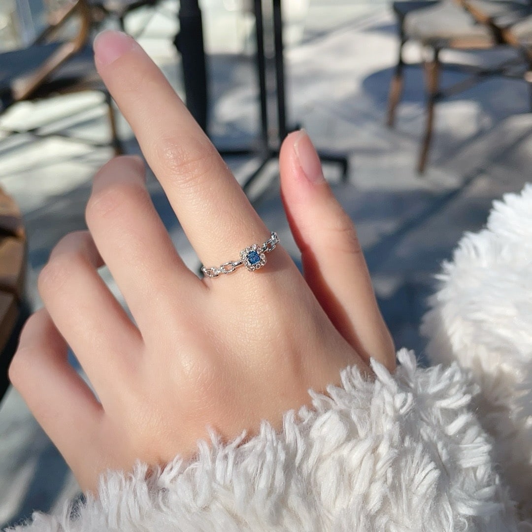14k Gold 0.19 Ctw Natural Blue Diamond & Diamond Ring - 4
