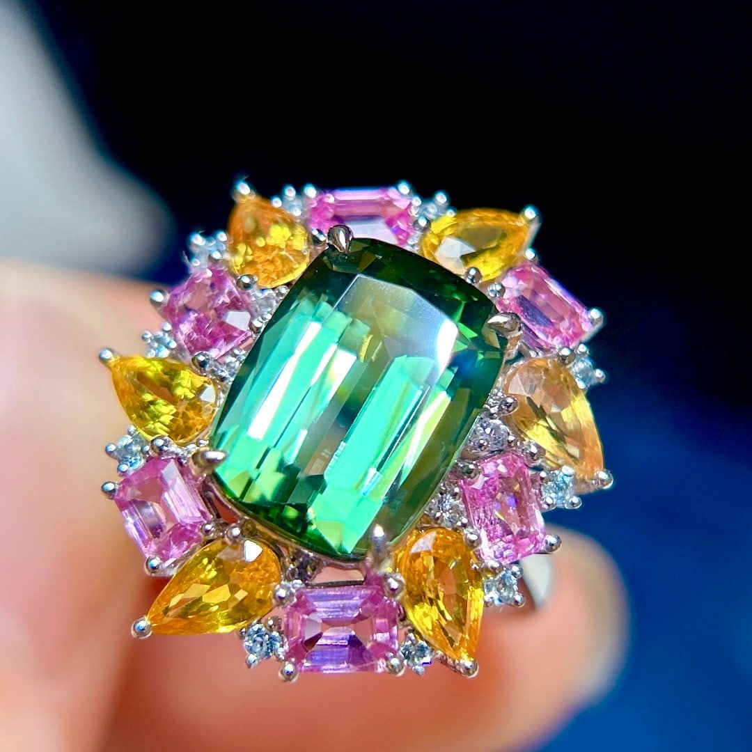 14k Gold 7.45 Ctw Natural Tourmaline & Sapphire Ring: Ref:231188327 // gold content:14k gold // ring size:7. 25us // // main gemstone:tourmaline // shape:cushion // carat weight:4. 51ct // color:green // treatment:natural // // adjacent gemstone 2 :