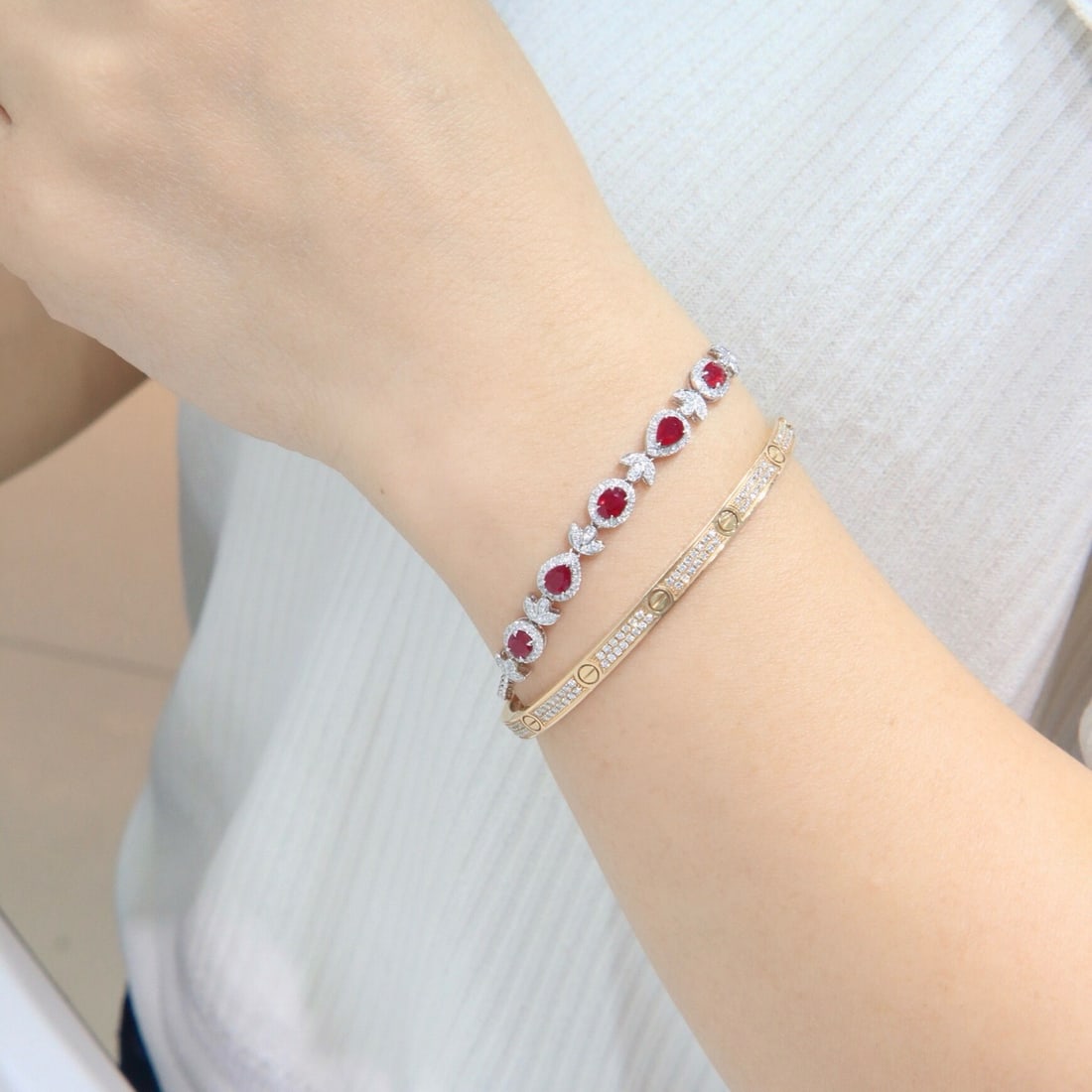 14k Gold 2.18 Ctw Natural Ruby & Diamond Bracelet - 3