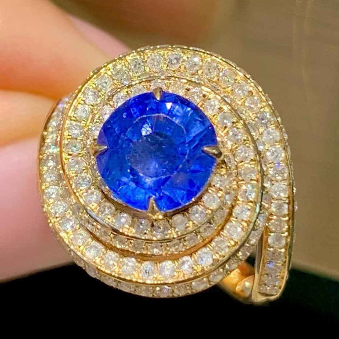 14k Gold 2.01 Ct Natural Sapphire & Diamond Ring - 2