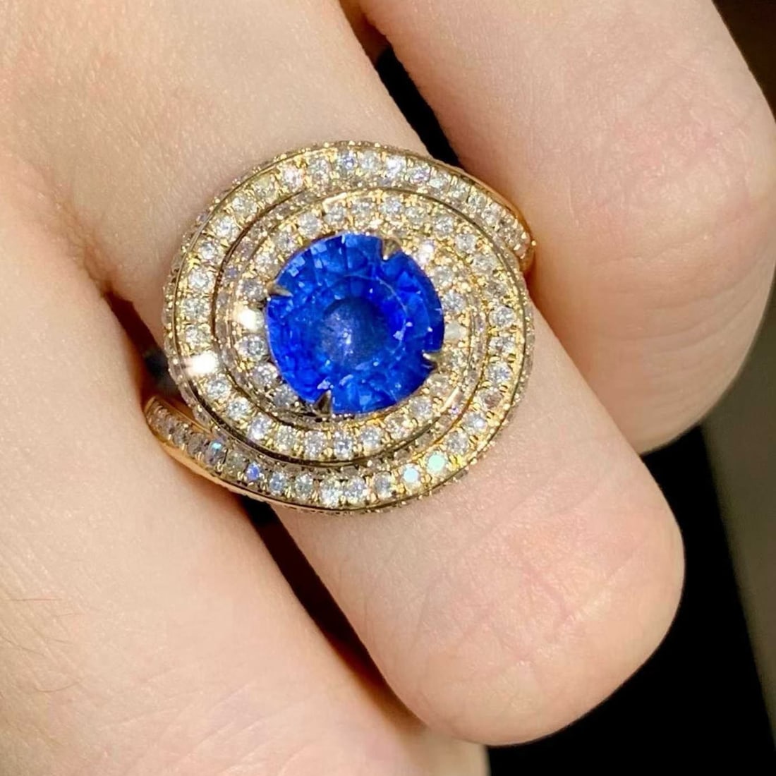 14k Gold 2.01 Ct Natural Sapphire & Diamond Ring - 3