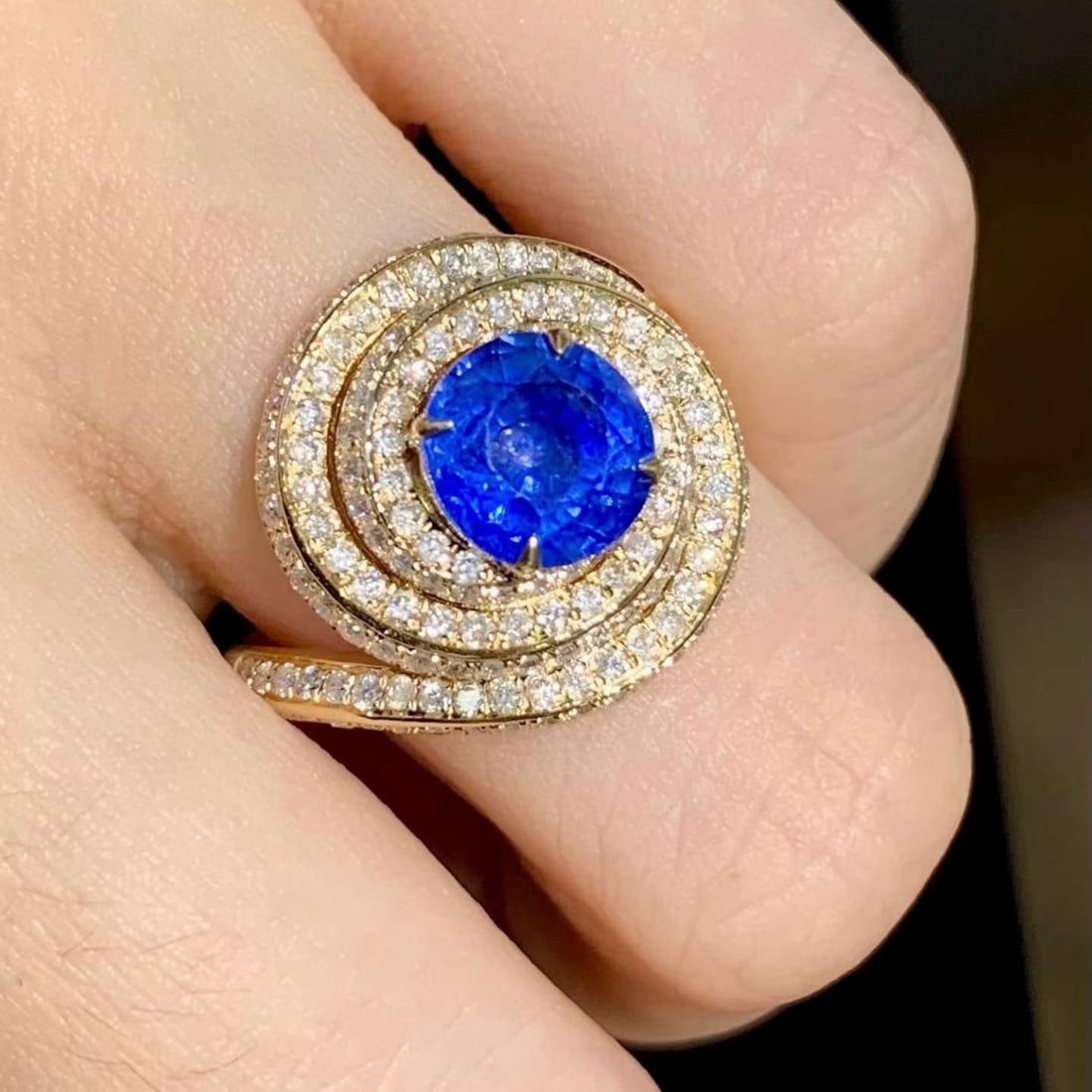 14k Gold 2.01 Ct Natural Sapphire & Diamond Ring - 4