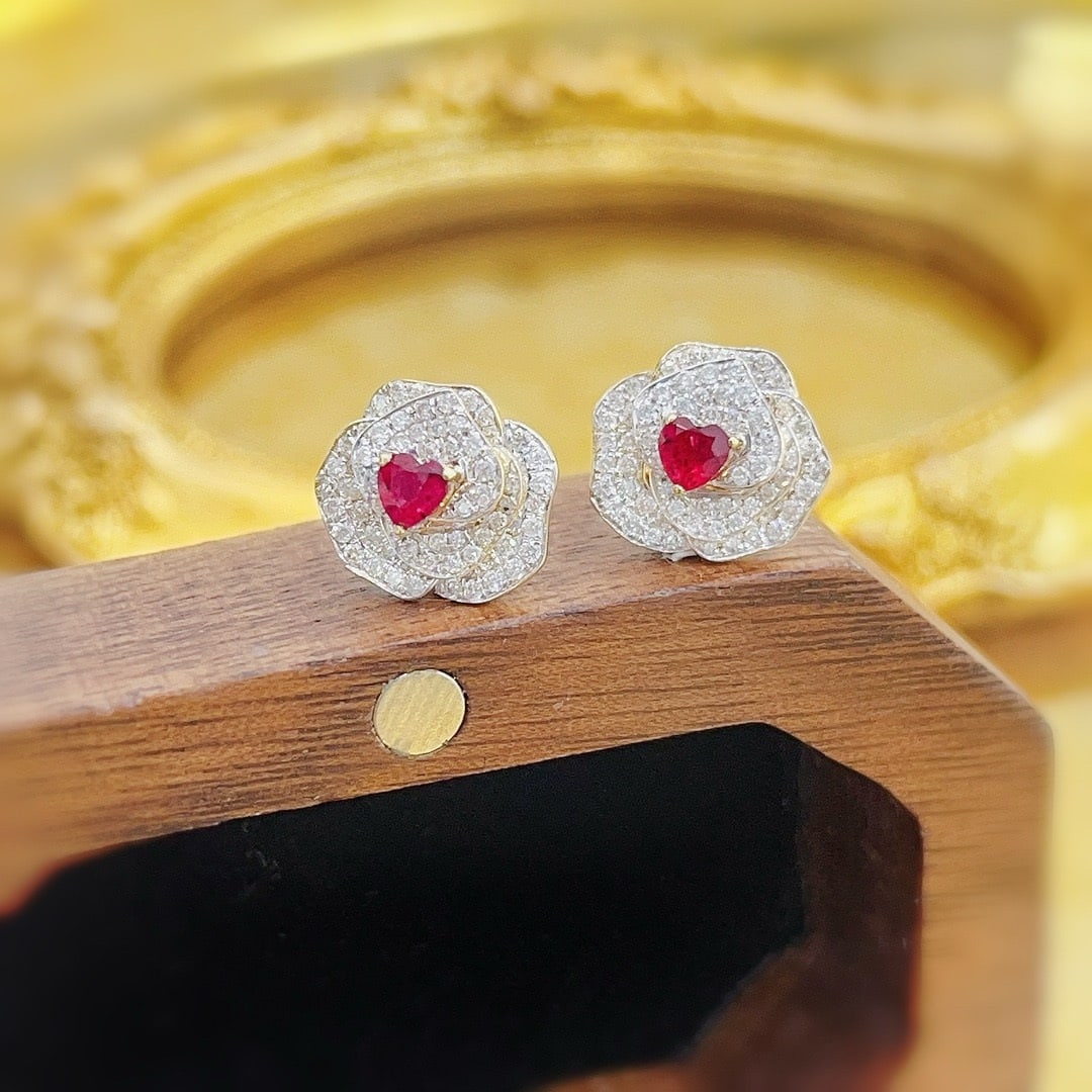 14k Gold 0.76 Ctw Natural Ruby & Diamond & Flowers Earrings - 4