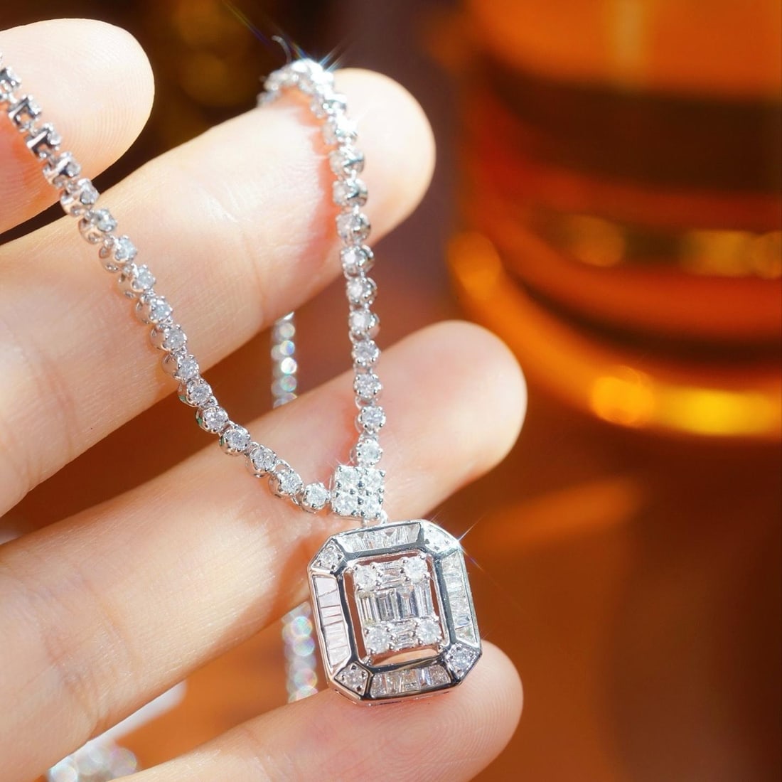 14k Gold 1.30 Ct Natural H Diamond Necklace: Ref:231188361 // gold content:14k gold // main gemstone:diamond // shape:multiple // carat weight:1. 30ct // clarity grade:vs-si // color:h // treatment:natural // Condition: New Low Estimate: