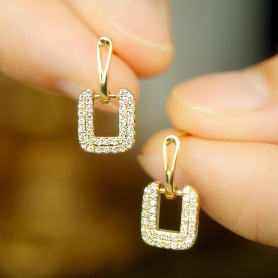 14k Gold 0.22 Ct Natural H Diamond Earrings: Ref:231188364 // gold content:14k gold // main gemstone:diamond // shape:round // carat weight:0. 22ct // clarity grade:vs-si // color:h // treatment:natural // cut grade:g // Condition: New Low