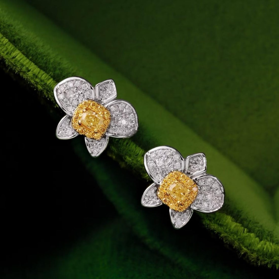 14k Gold 0.50 Ct Natural Color Diamond Earrings: Ref:231188366 // gold content:14k gold // main gemstone:diamond // shape:multiple // carat weight:0. 50ct // clarity grade:vs-si // color:color // treatment:natural // Condition: New Low Estimate: