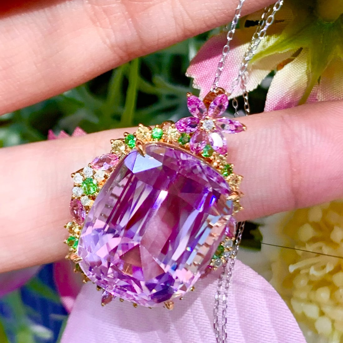 14k Gold 37.58 Ct Natural Kunzite & Diamond & Coloured Gemstone Pendant( Without Chain ) - 4