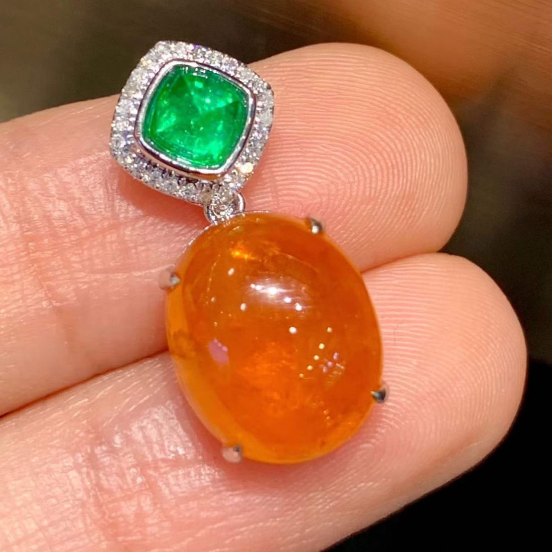 14k Gold 10.3 Ct Natural Spessartine & Diamond & Emerald Pendant( Without Chain ) - 5