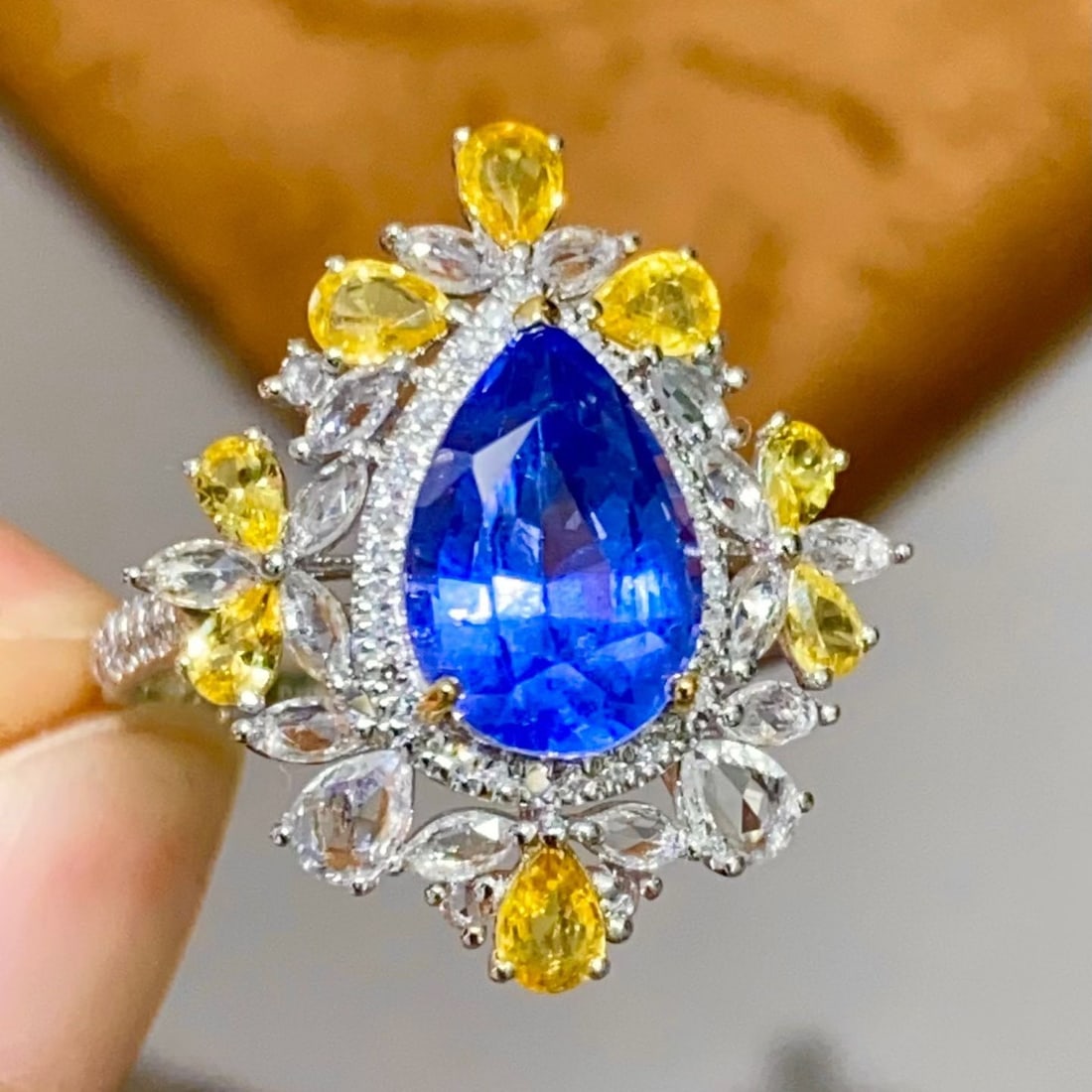 14k Gold 3.12 Ct Natural Sapphire & Diamond & Sapphire Ring - 6