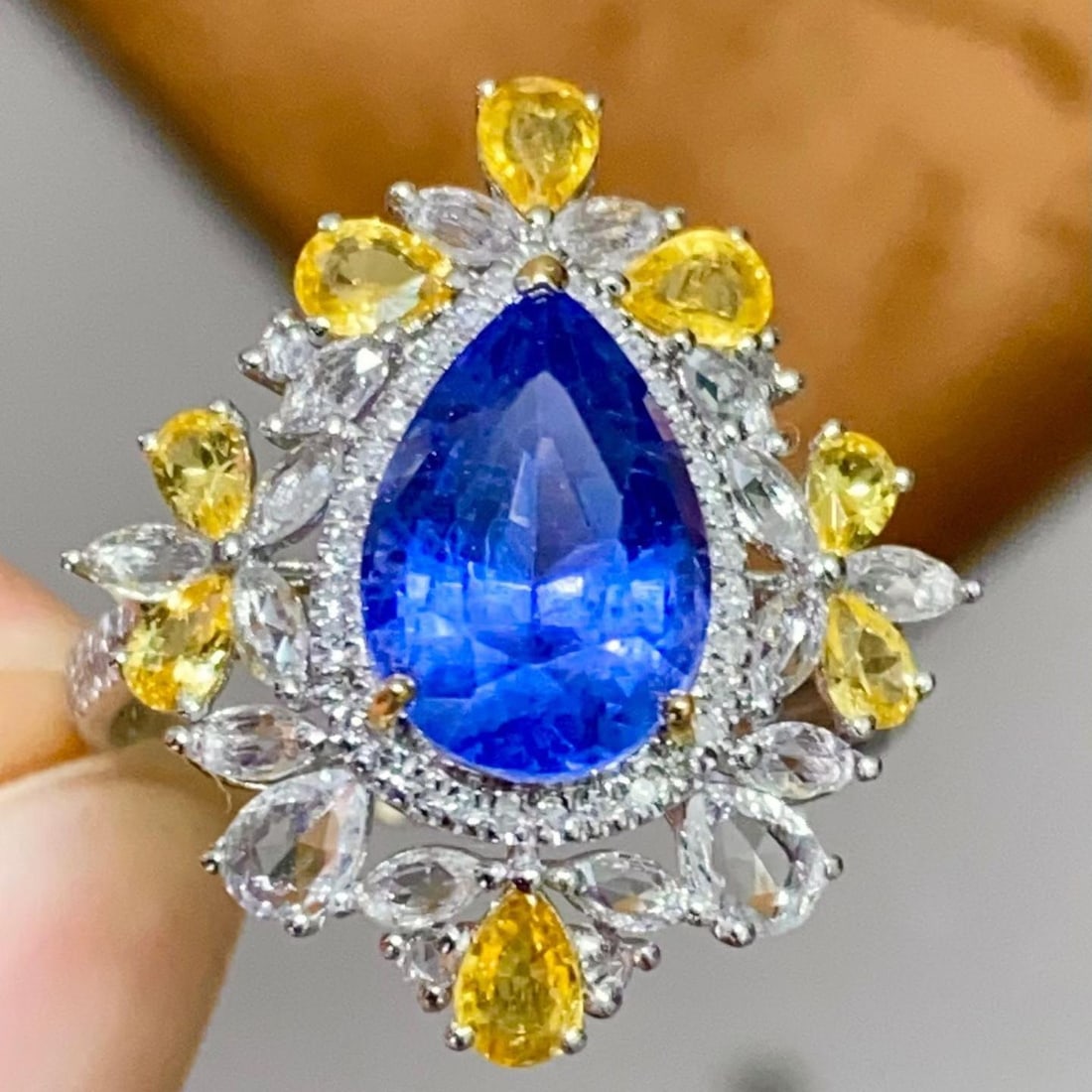 14k Gold 3.12 Ct Natural Sapphire & Diamond & Sapphire Ring - 7