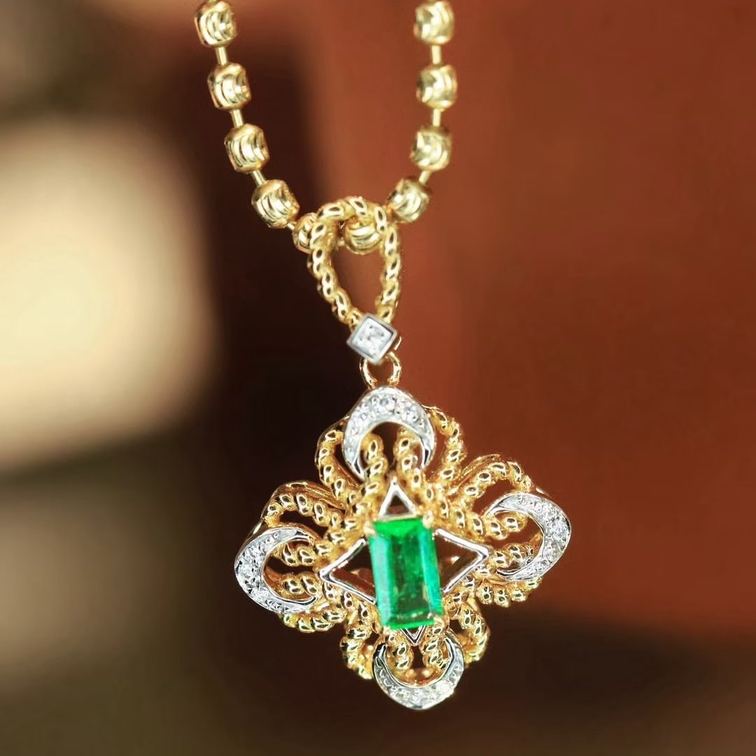 14k Gold 0.27 Ctw Natural Emerald & Diamond Pendant( Without Chain ) - 2