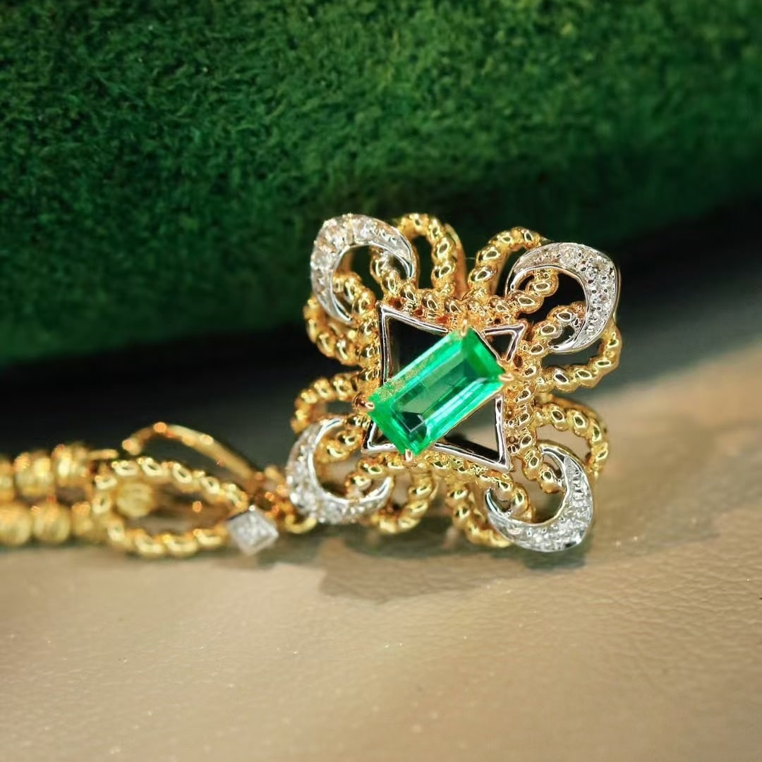 14k Gold 0.27 Ctw Natural Emerald & Diamond Pendant( Without Chain ) - 5