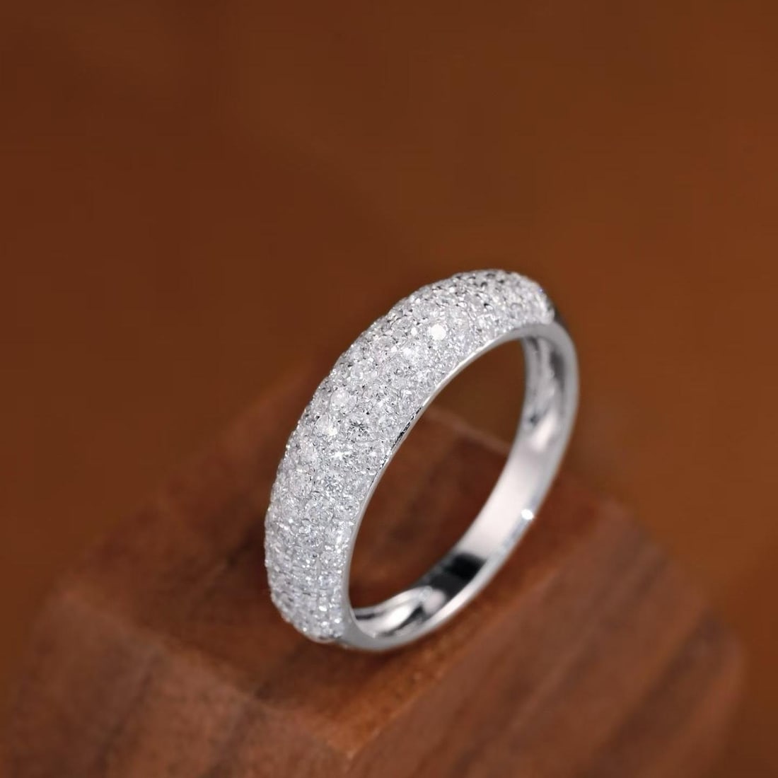 14k Gold 1.1 Ct Natural H Diamond Ring: Ref:231188405 // gold content:14k gold // ring size:7. 25us // // main gemstone:diamond // shape:round // carat weight:1. 1ct // clarity grade:vs-si // color:h // treatment:natural // cut grade:g //