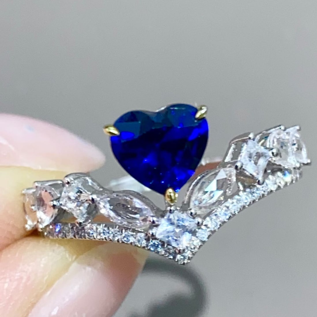 14k Gold 1 Ct Natural Sapphire & Sapphire & Diamond Ring - 5