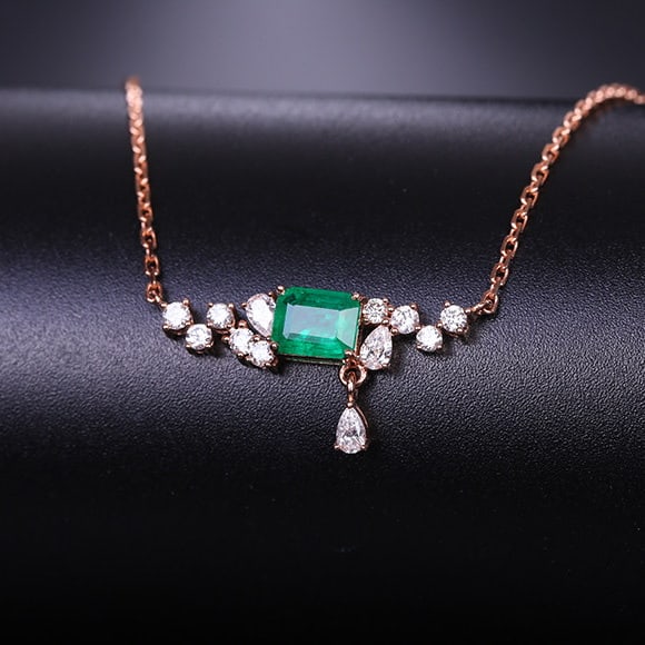 14k Gold 0.68 Ctw Natural Emerald & Diamond Necklace - 3