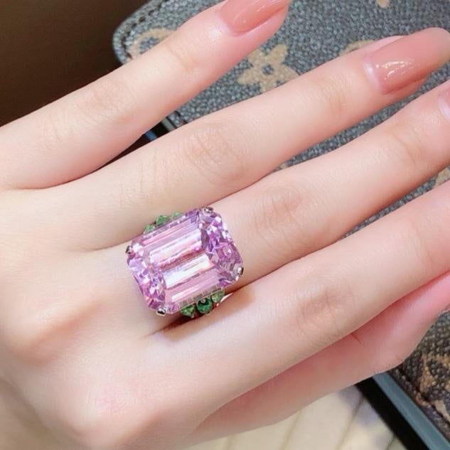 14k Gold 28.33 Ctw Natural Kunzite & Tsavorite Ring - 6